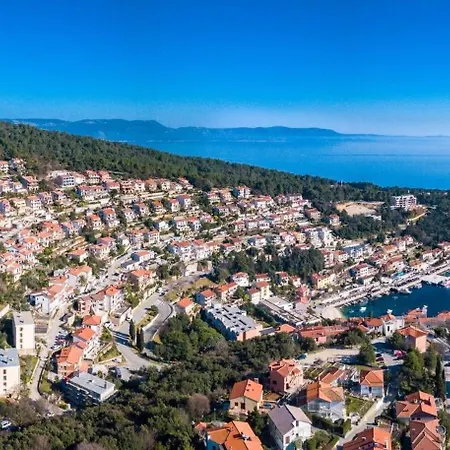 Mit Privatpool Fuer 10 Personen Ca 100 Qm In Zupanici, Istrien Binnenland Von Istrien Holiday home Labin (Istria)